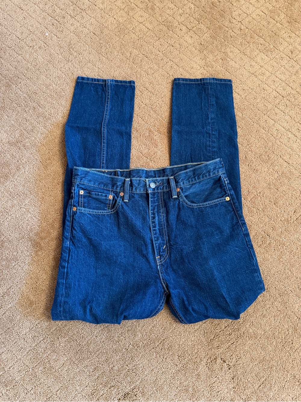 Levi's 522 Jeans Mens 33x34 Blue Denim Slim Tapered 5 Pocket Zip Fly Medium Wash